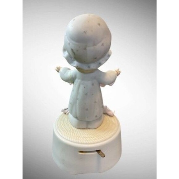 VTG 83s Enesco Precious Moments You Have Touched So Many Hearts Figurine 6.5" - Picture 8 of 11